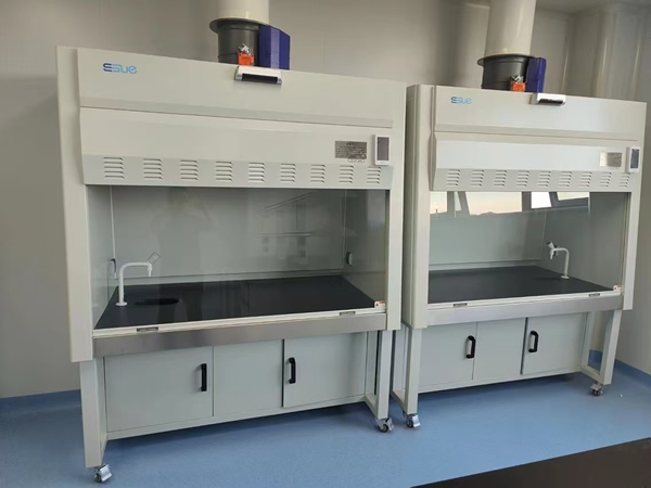 全鋼化驗臺設(shè)備